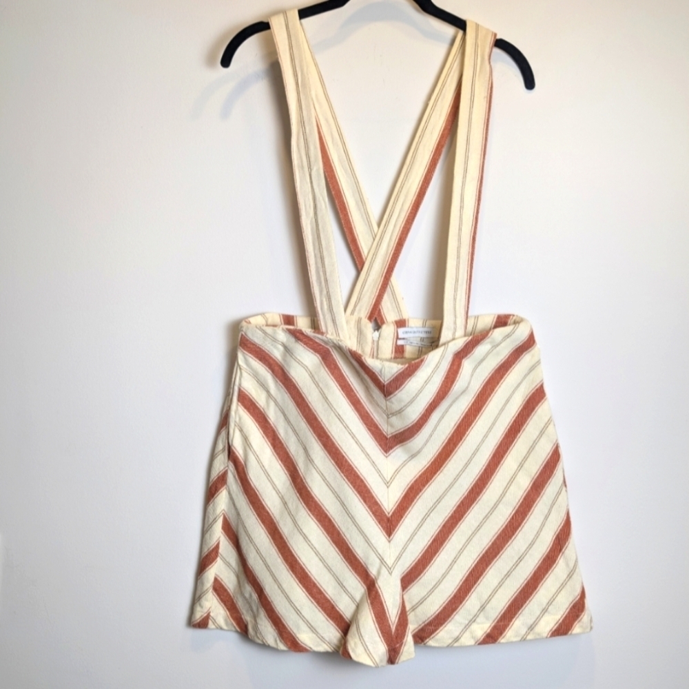 Urban Outfitters Ivory Red Chevron Striped Suspender Shorts Size Large